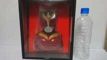 英雄烈伝胸像　仮面ライダー クウガ　(マイティーフォーム)胸像フィギュア Amazon.co.jp: 仮面ライダークウガ 英雄列伝 胸像 マイティフォーム 未